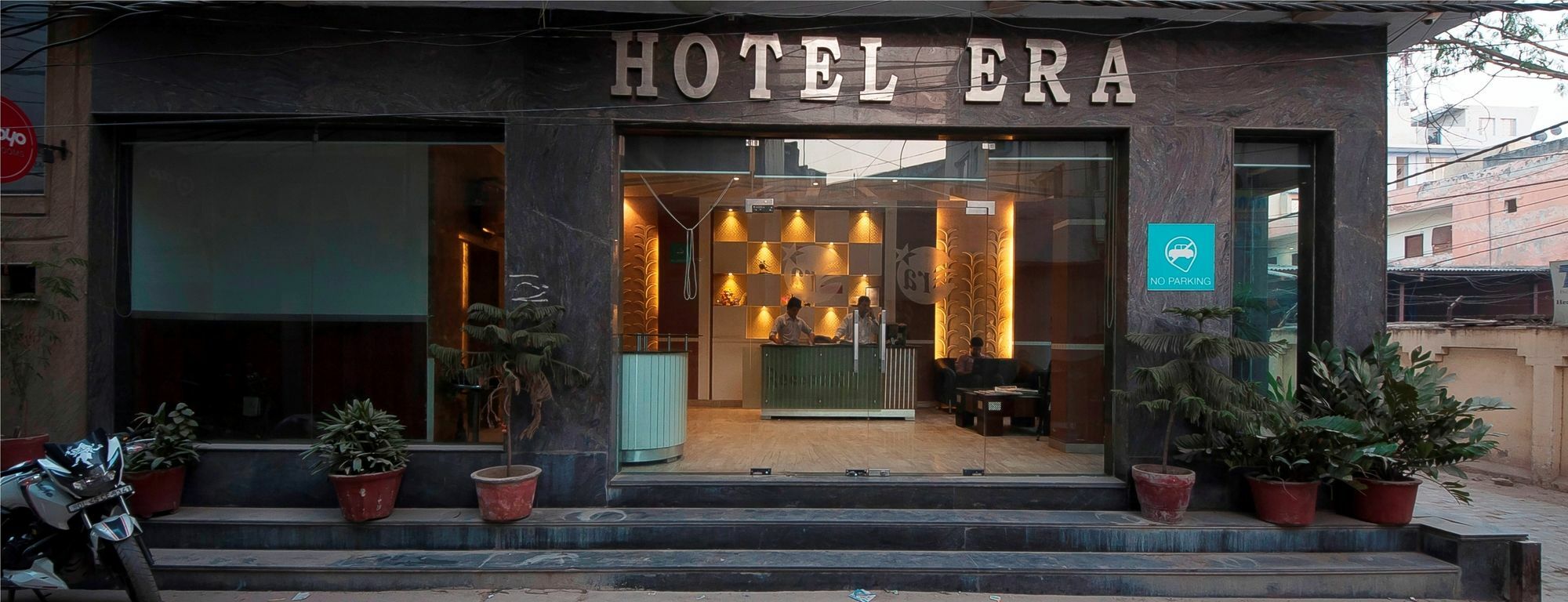 Hotel Lohmod At National Highway 8 - Free Airport Transffer Нью-Дели Экстерьер фото